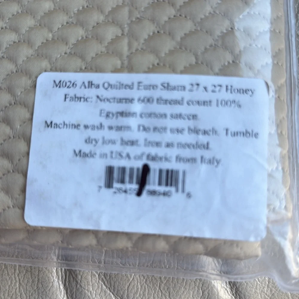 Matouk Alba Honey Quilted Euro Sham - New 27”x27” M026